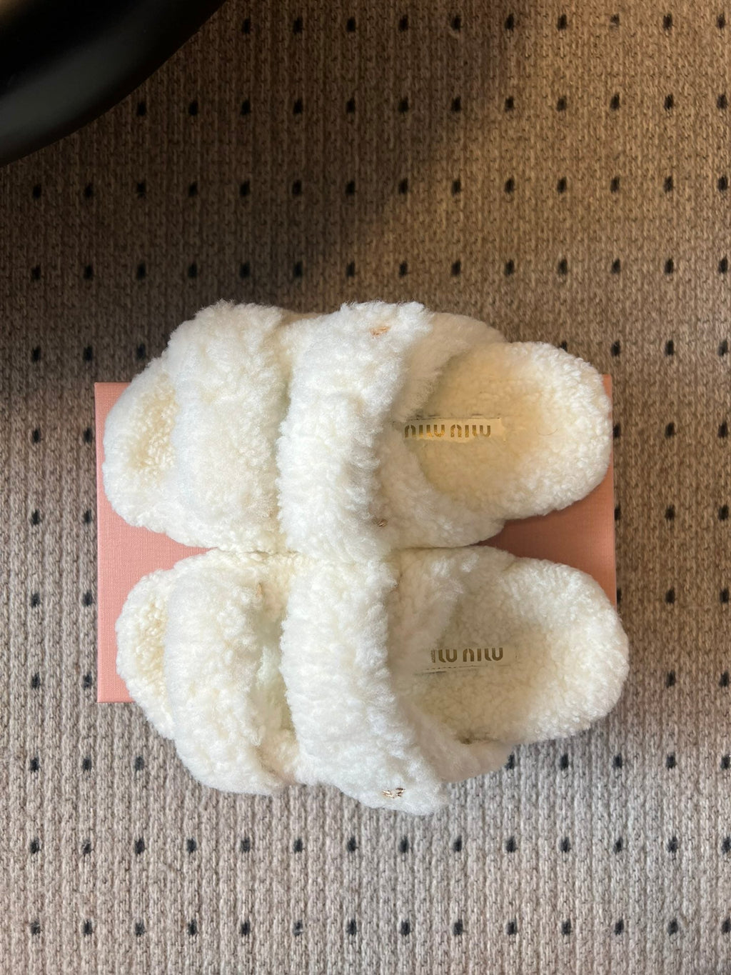 MIUMIU 26S SHEEPSKIN SLIPPERS IN WHITE