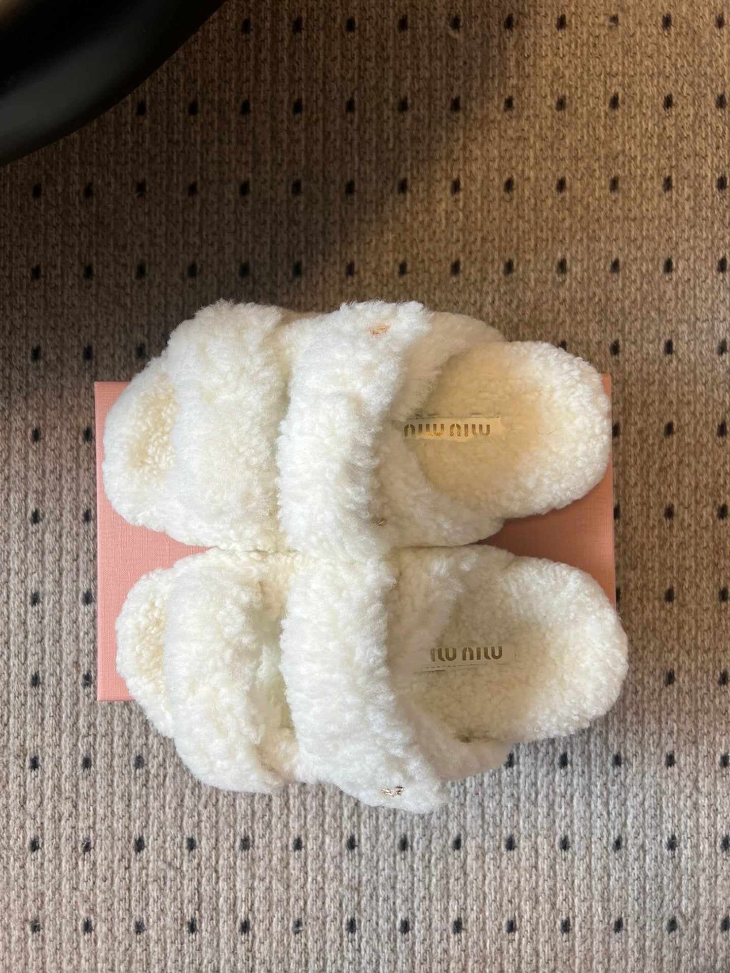 MIUMIU 26S SHEEPSKIN SLIPPERS IN WHITE