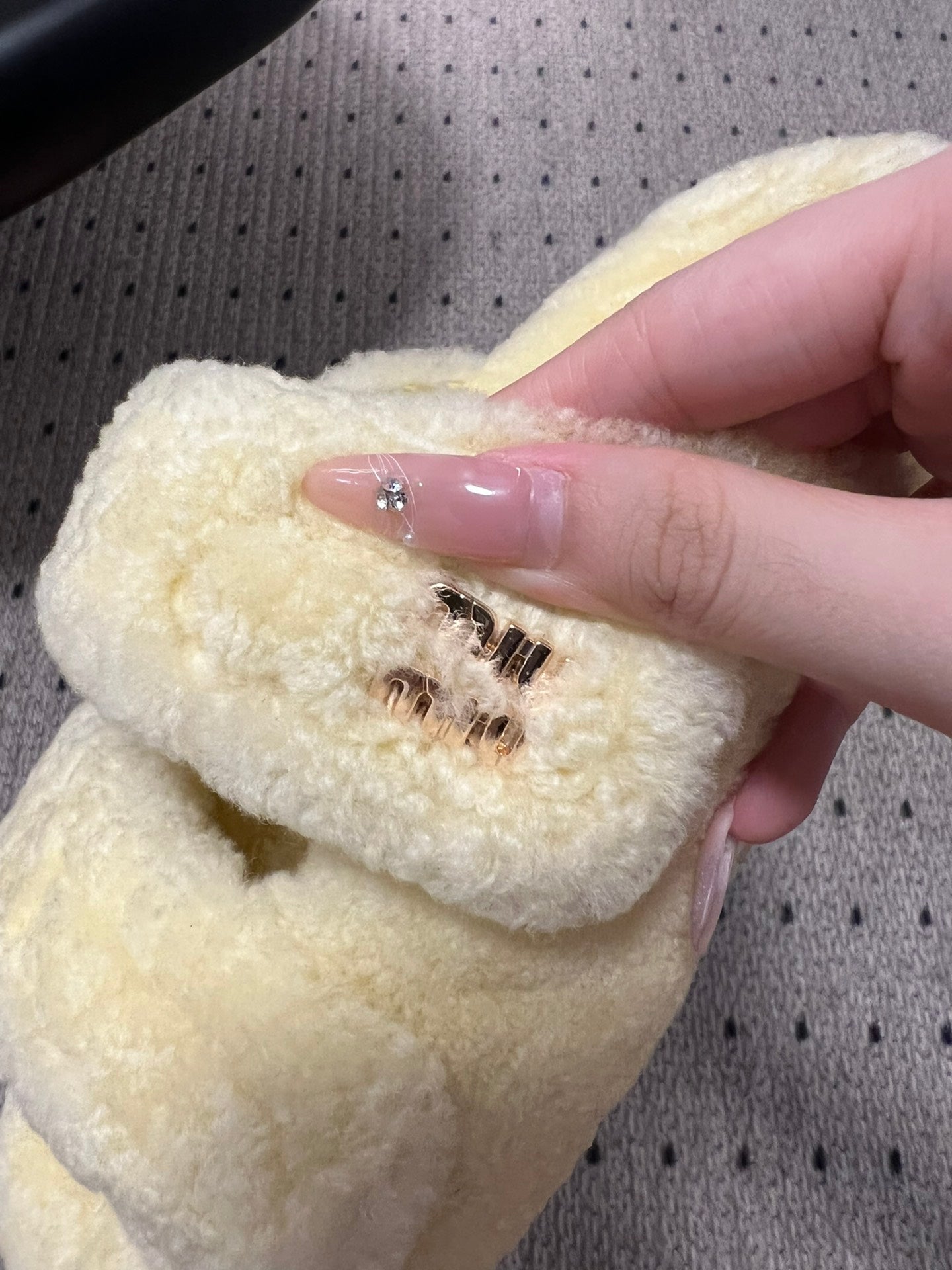 MIUMIU 26S SHEEPSKIN SLIPPERS IN LIGHT BEIGE