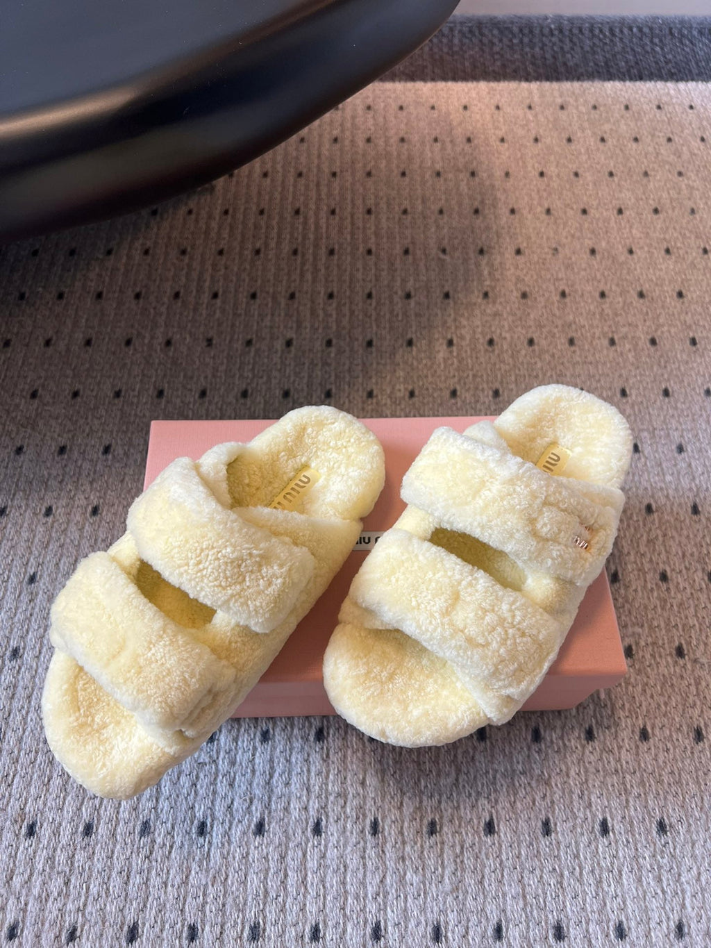 MIUMIU 26S SHEEPSKIN SLIPPERS IN LIGHT BEIGE
