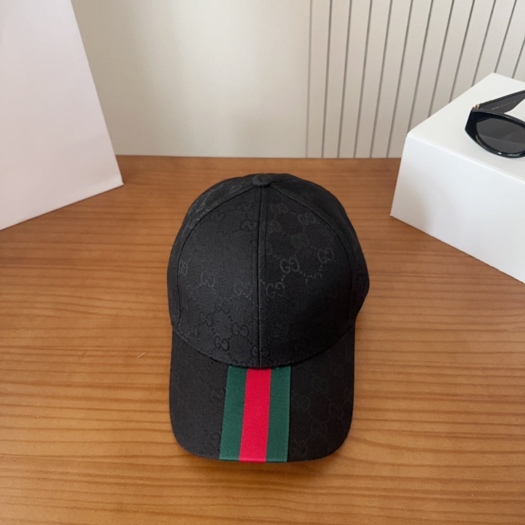 GUCCI 26S BASEBALL CAP STYLE 64