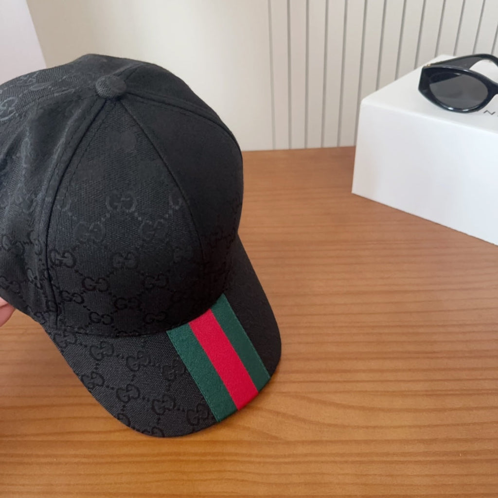 GUCCI 26S BASEBALL CAP STYLE 64