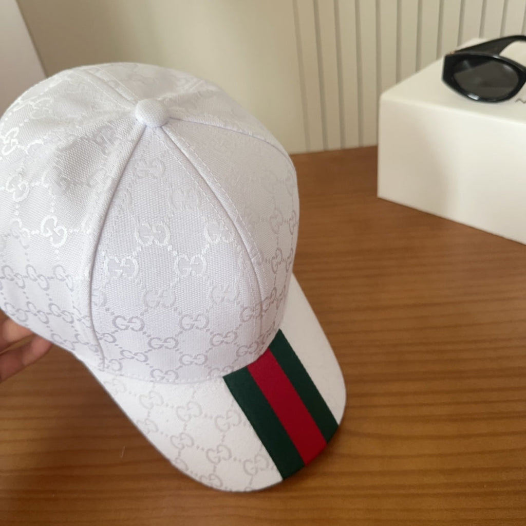 GUCCI 26S BASEBALL CAP STYLE 61