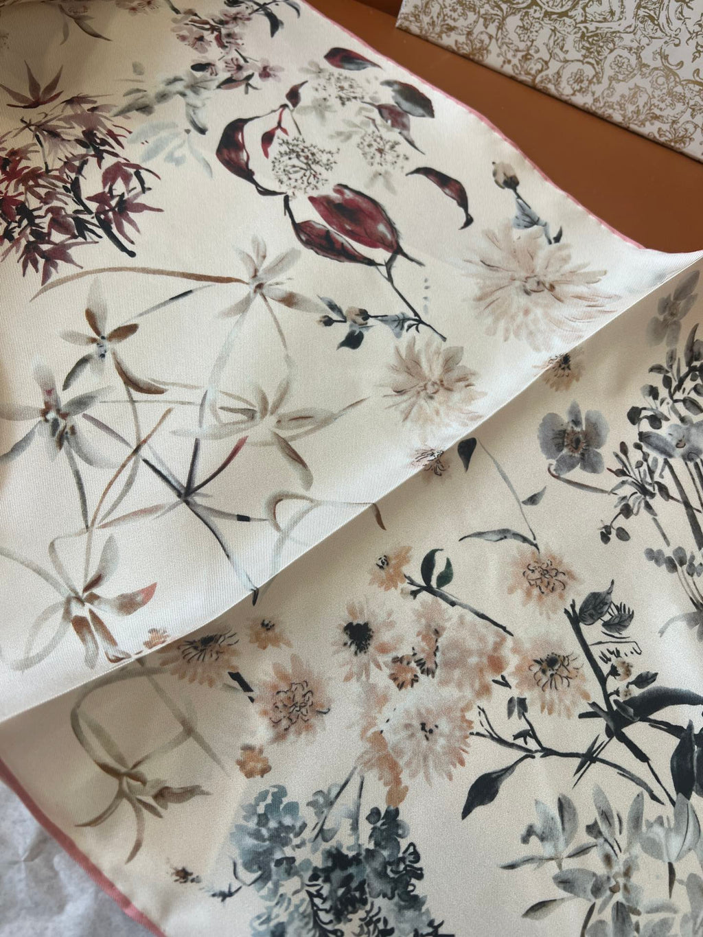 DIOR 26S SCARF 110CM IN SILK 262833