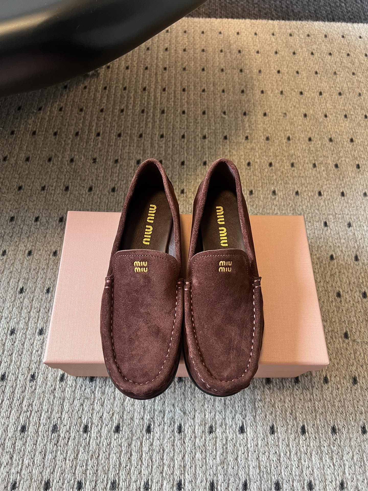MIUMIU 26S LOAFERS IN AUBURN BROWN SUEDE