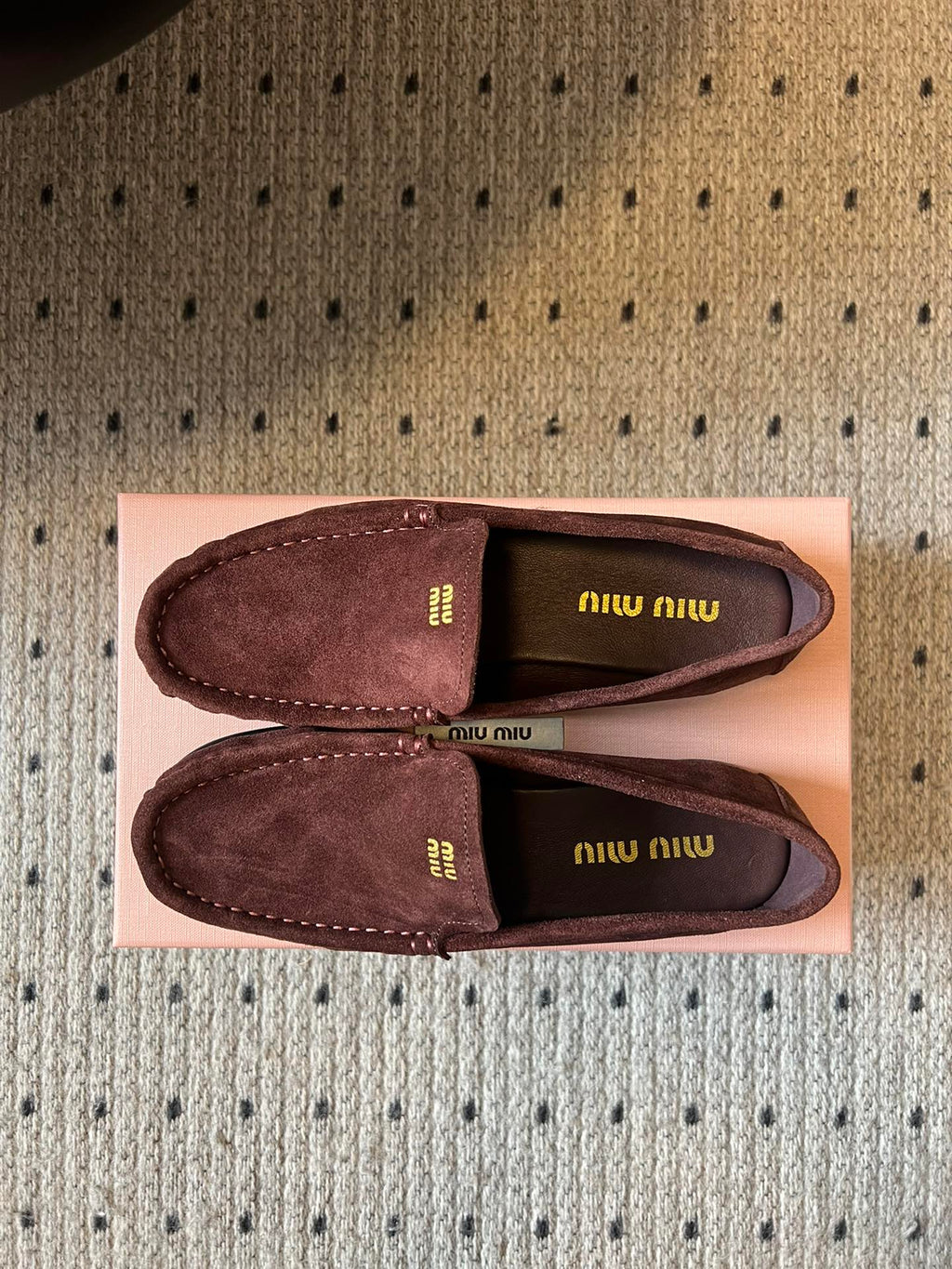 MIUMIU 26S LOAFERS IN AUBURN BROWN SUEDE