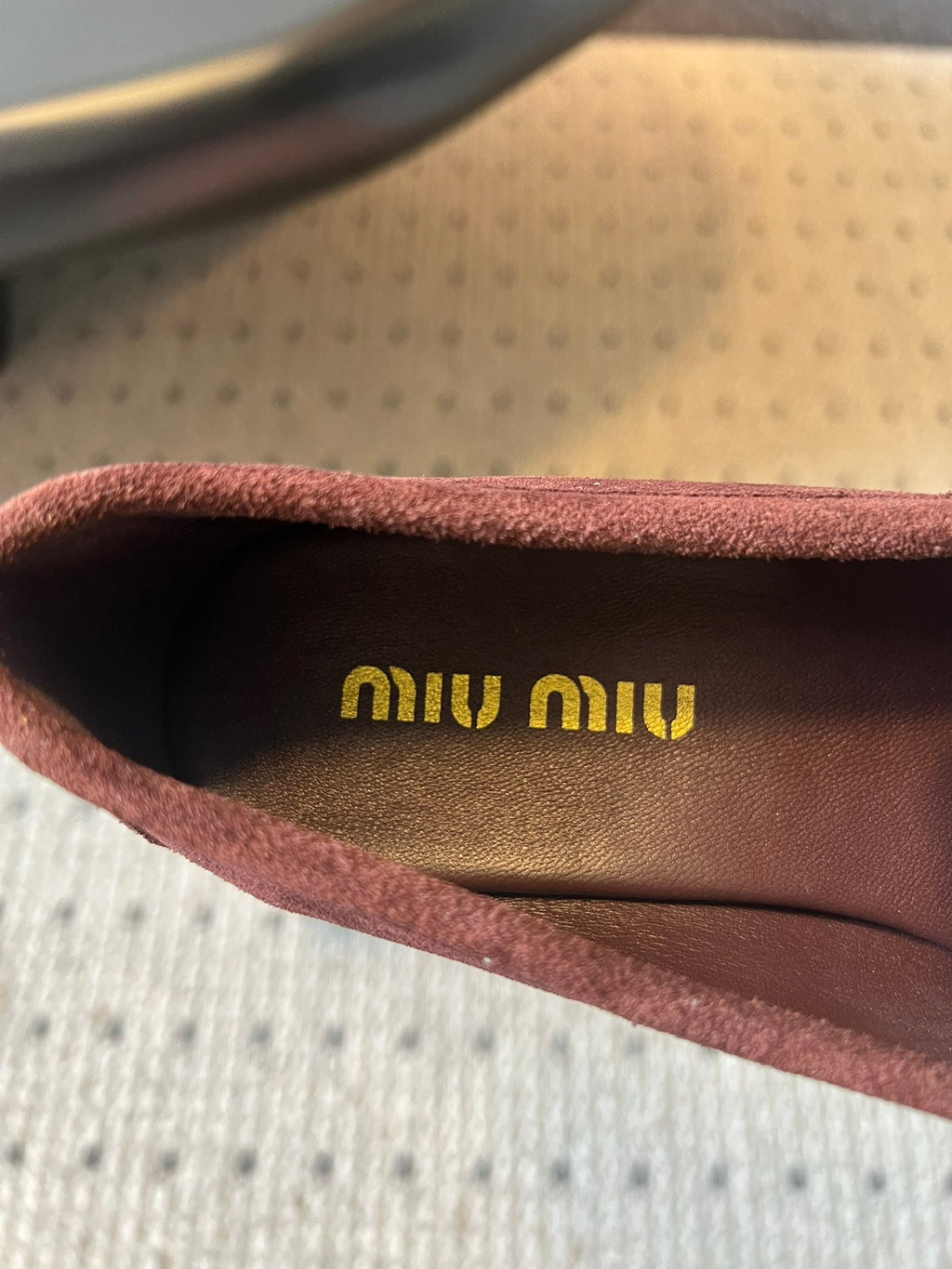 MIUMIU 26S LOAFERS IN AUBURN BROWN SUEDE