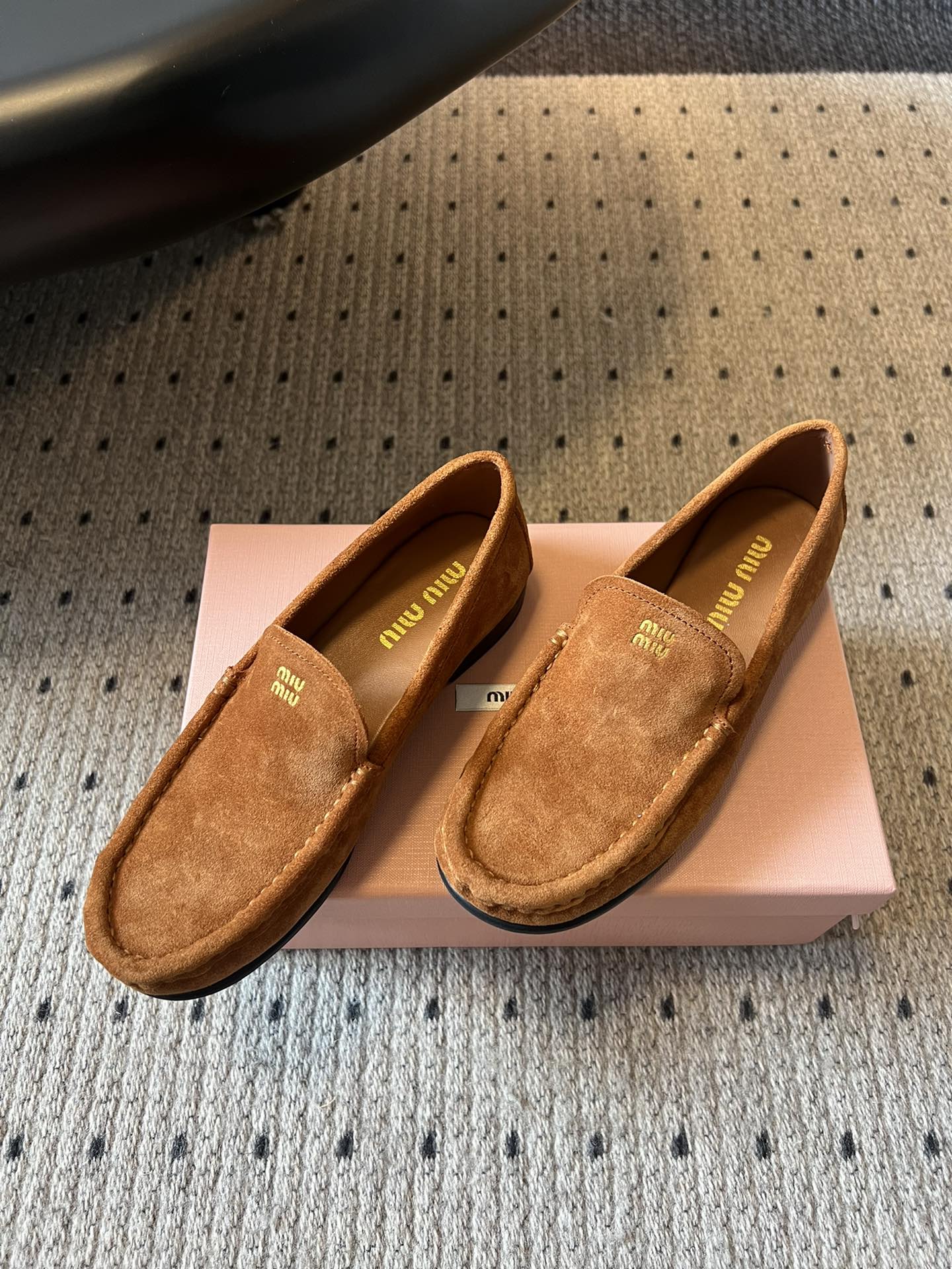MIUMIU 26S LOAFERS IN CARAMEL BROWN SUEDE
