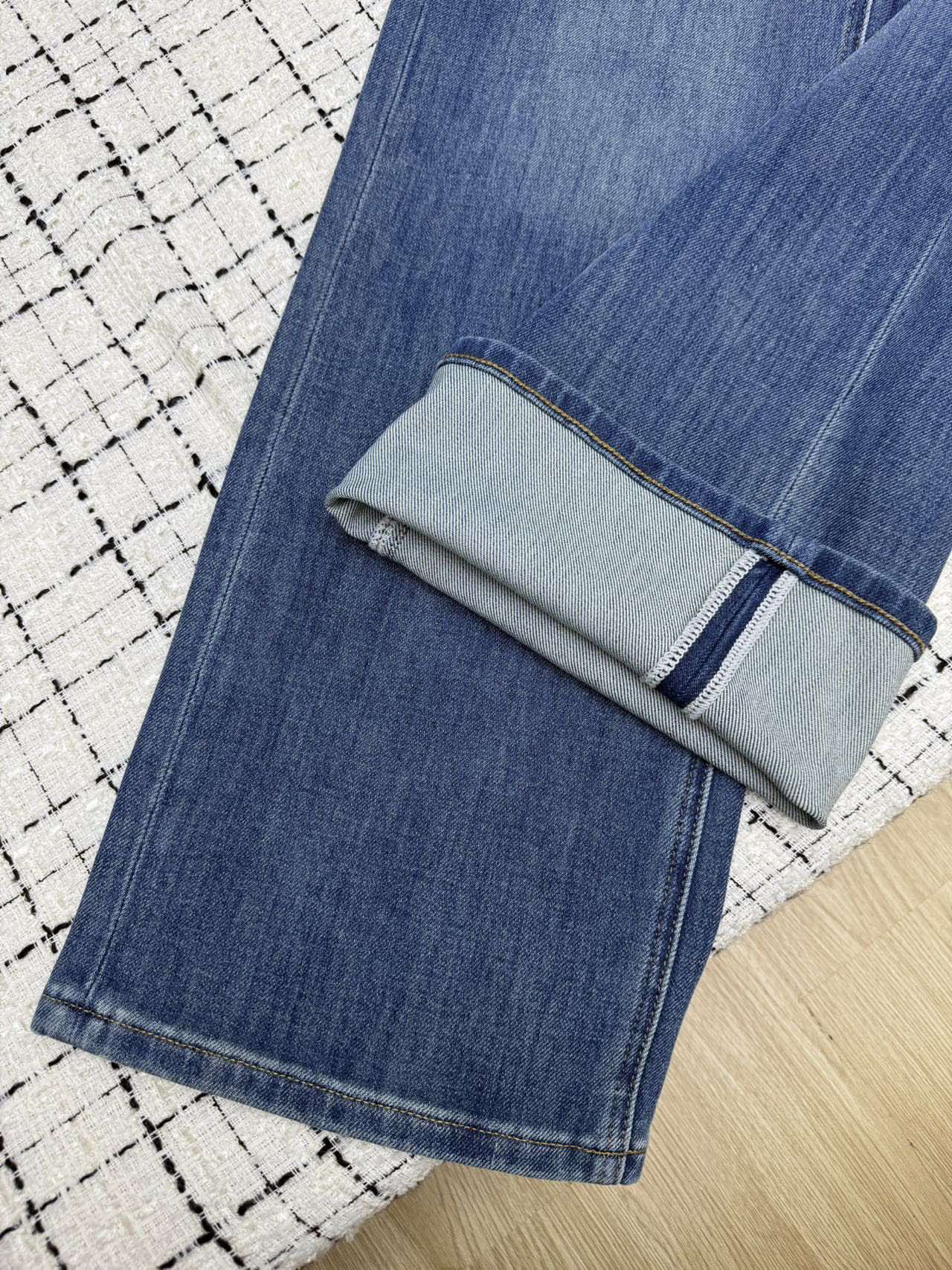 PRADA 26S TWO-POCKET STRAIGHT-LEG JEANS 587