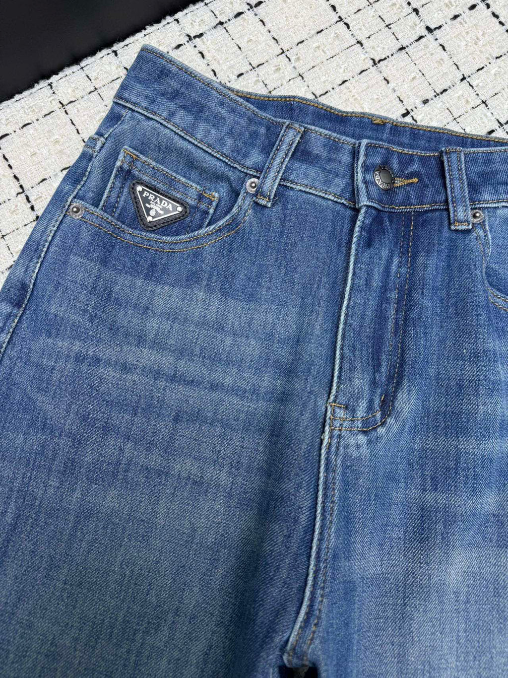 PRADA 25S STRAIGHT LEG JEANS 239