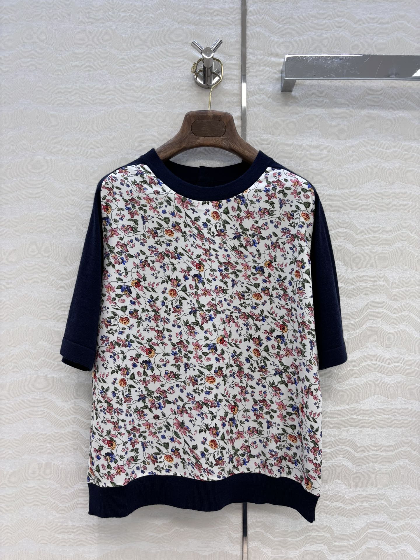 LP SHORT-SLEEVED SWEATER STYLE 258