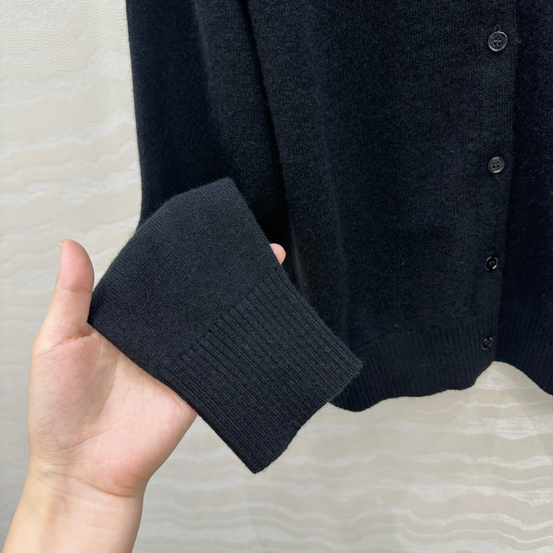 MIUMIU CARDIGAN STYLE 517