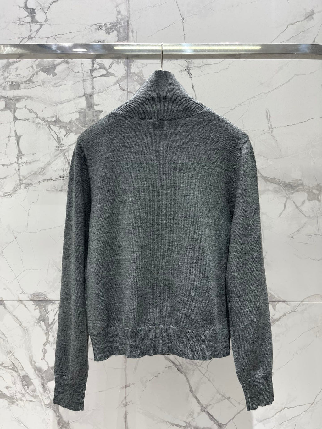 MIUMIU CARDIGAN STYLE 82
