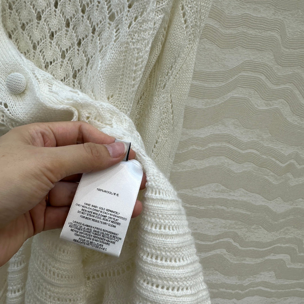 CHLOE 25S WHITE CARDIGAN STYLE 003