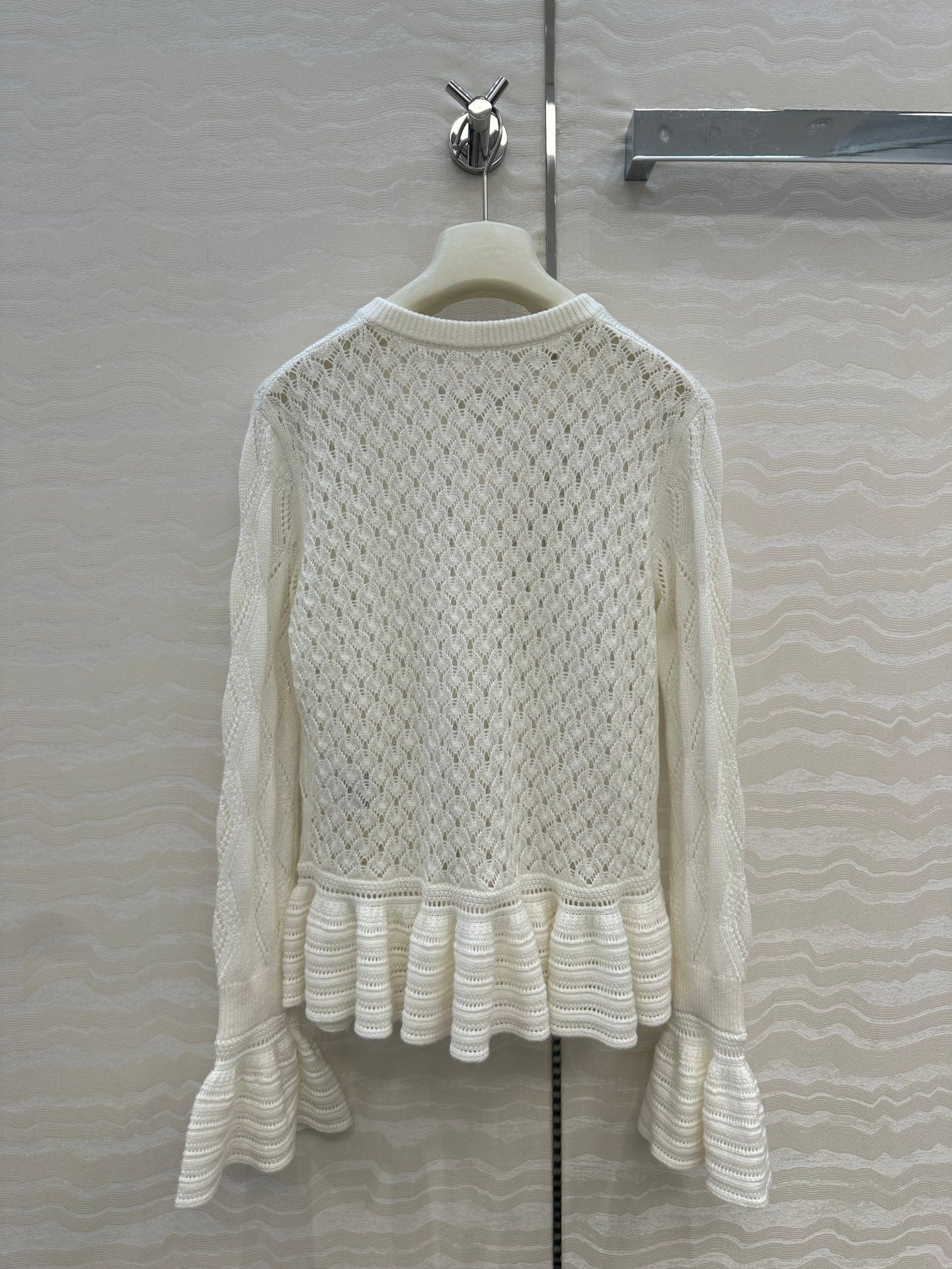 CHLOE 25S WHITE CARDIGAN STYLE 003