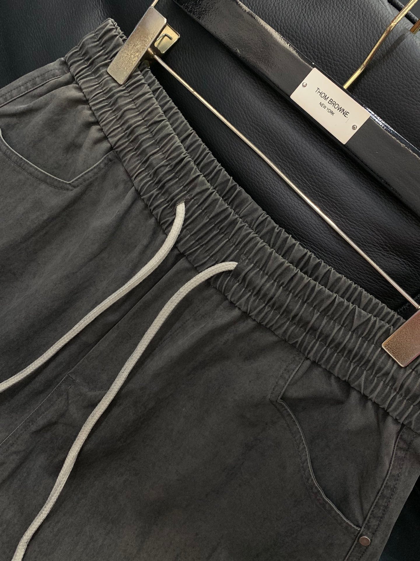 LOEWE CARGO PANTS STYLE 46