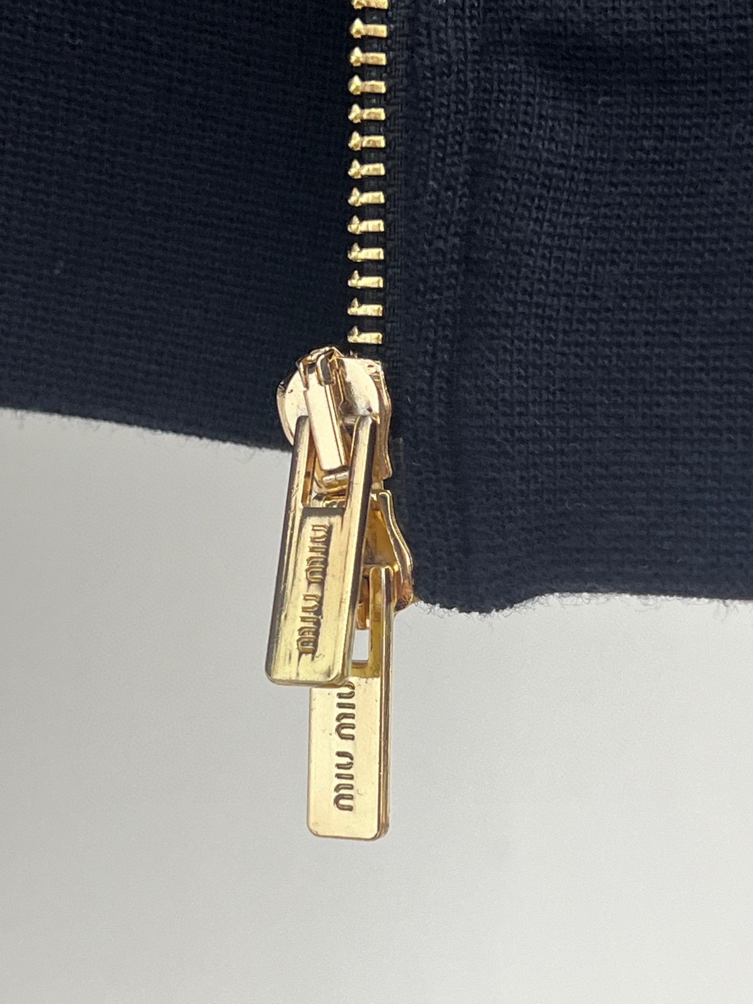 MIUMIU HOODIE STYLE 258