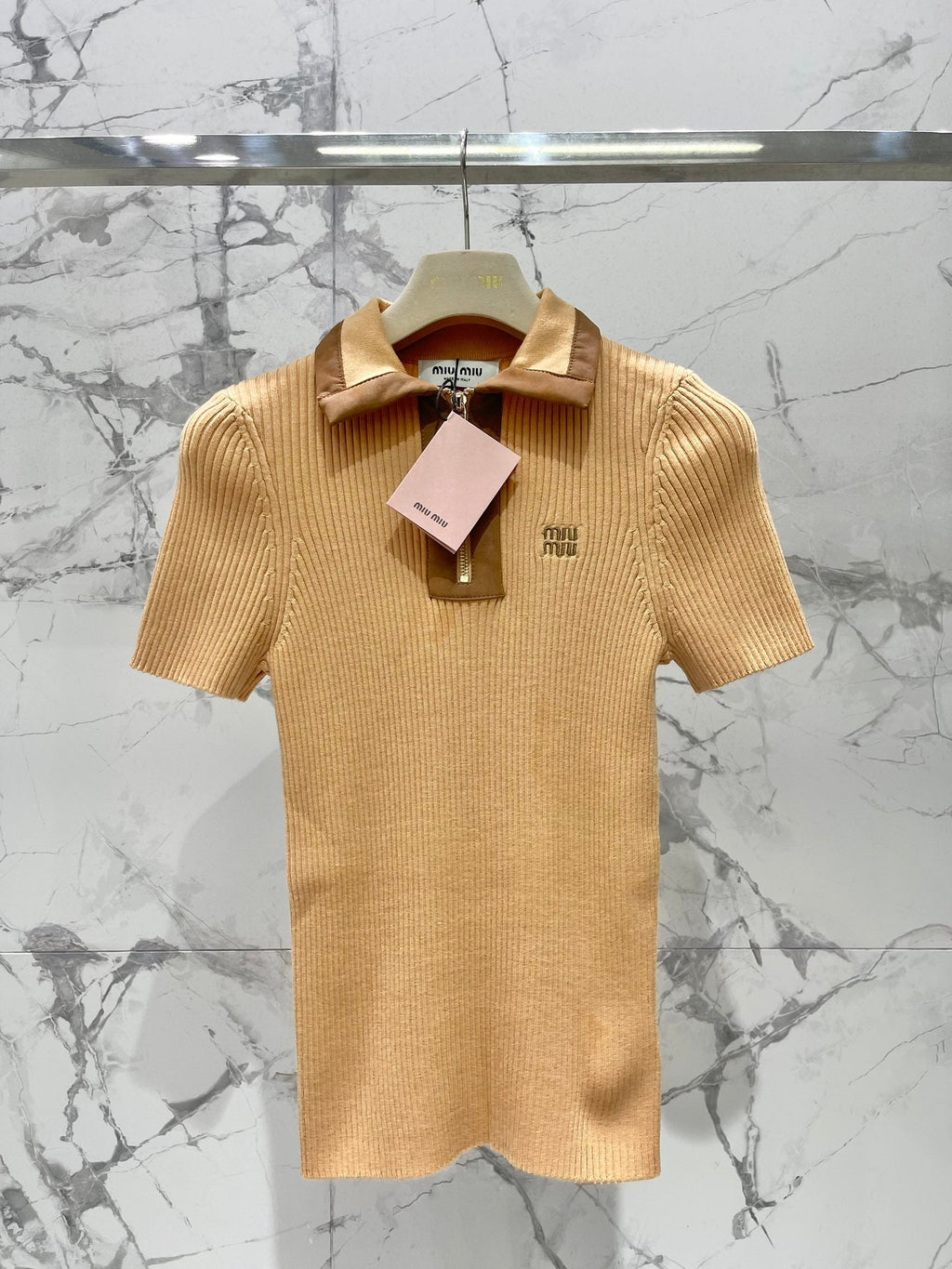MIUMIU SHORT-SLEEVE KNIT TOP STYLE 263