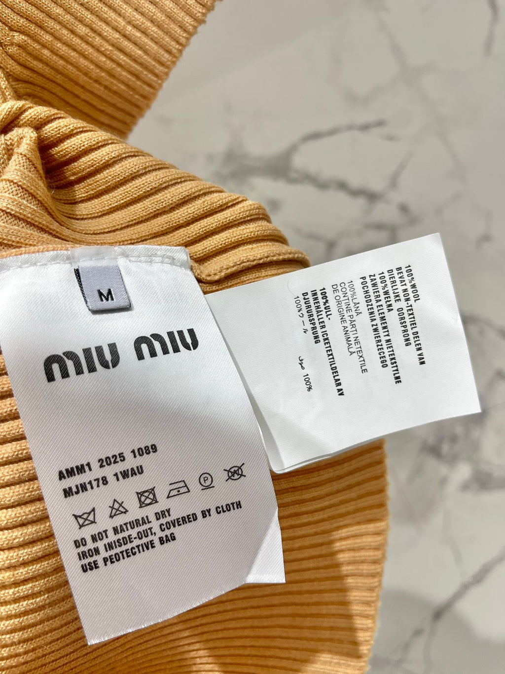 MIUMIU SHORT-SLEEVE KNIT TOP STYLE 263