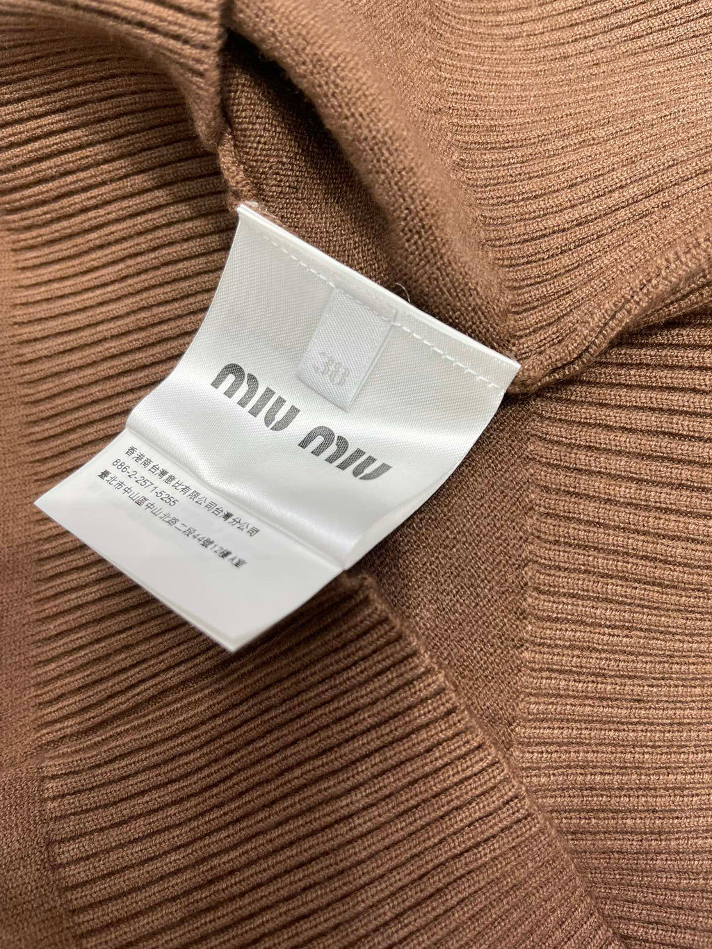 MIUMIU CARDIGAN STYLE 259