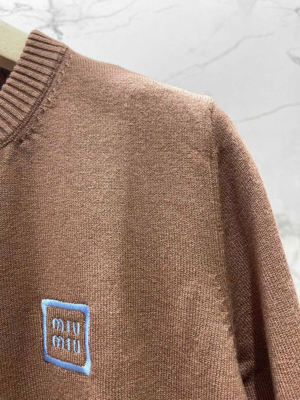 MIUMIU CARDIGAN STYLE 259