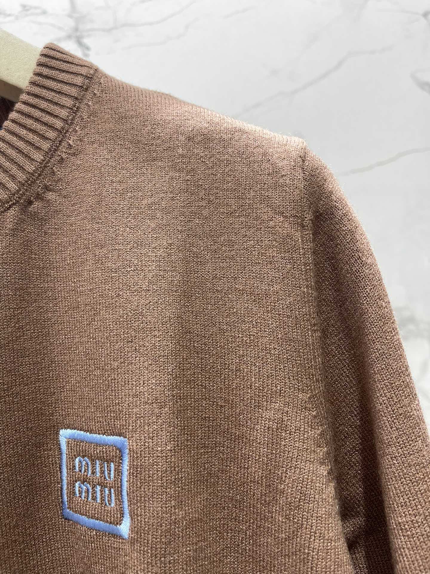 MIUMIU CARDIGAN STYLE 259