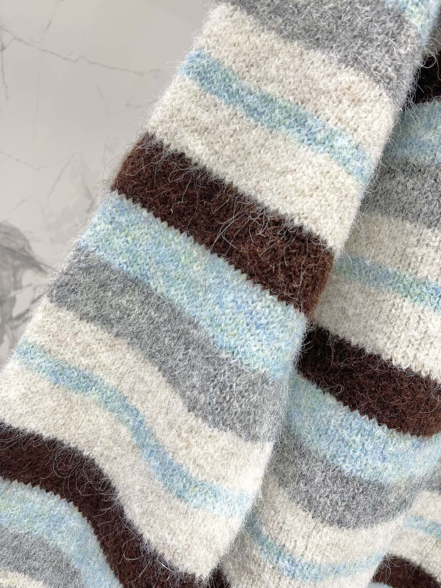 LOEWE SWEATER STYLE 22