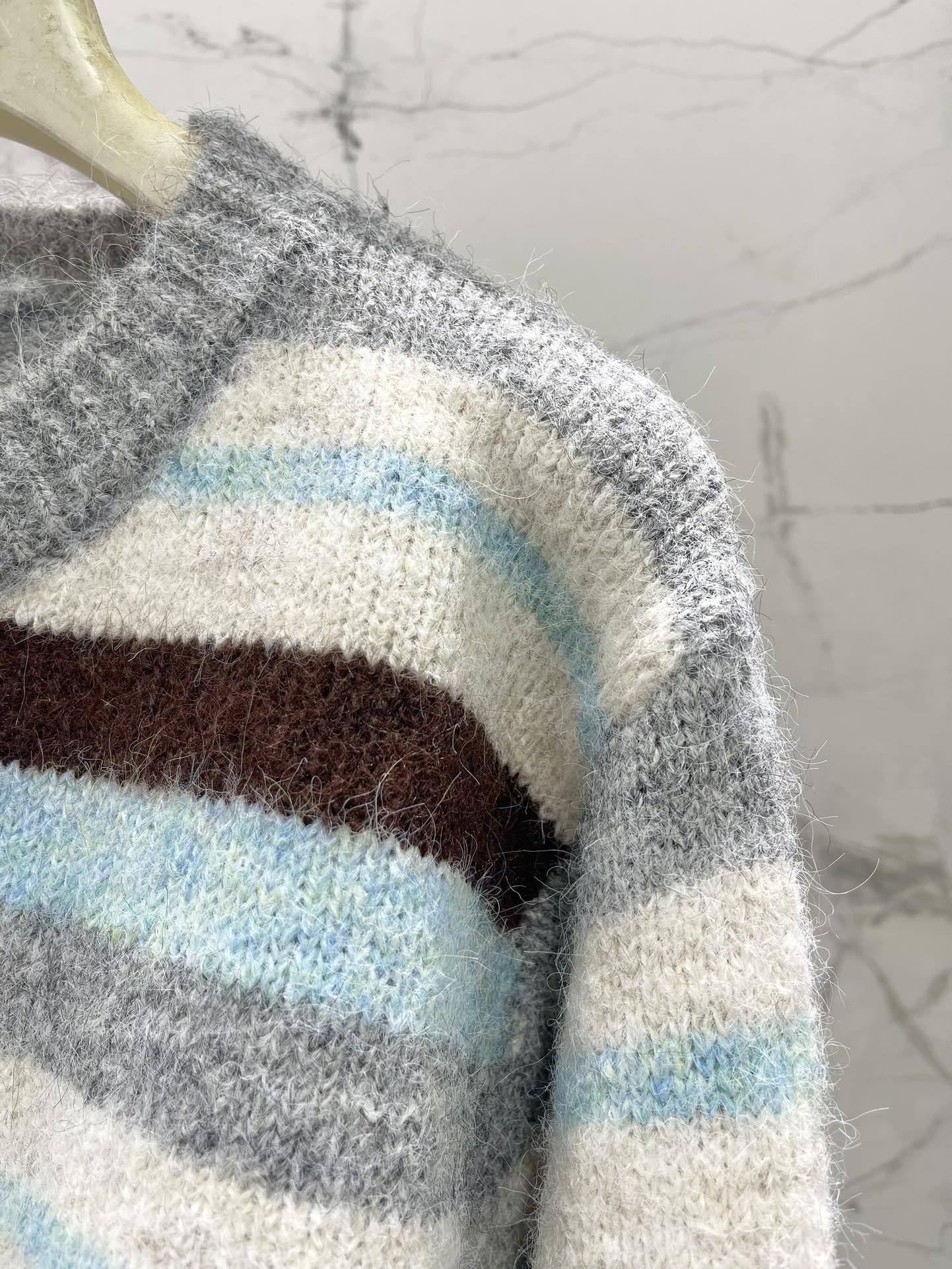 LOEWE SWEATER STYLE 22