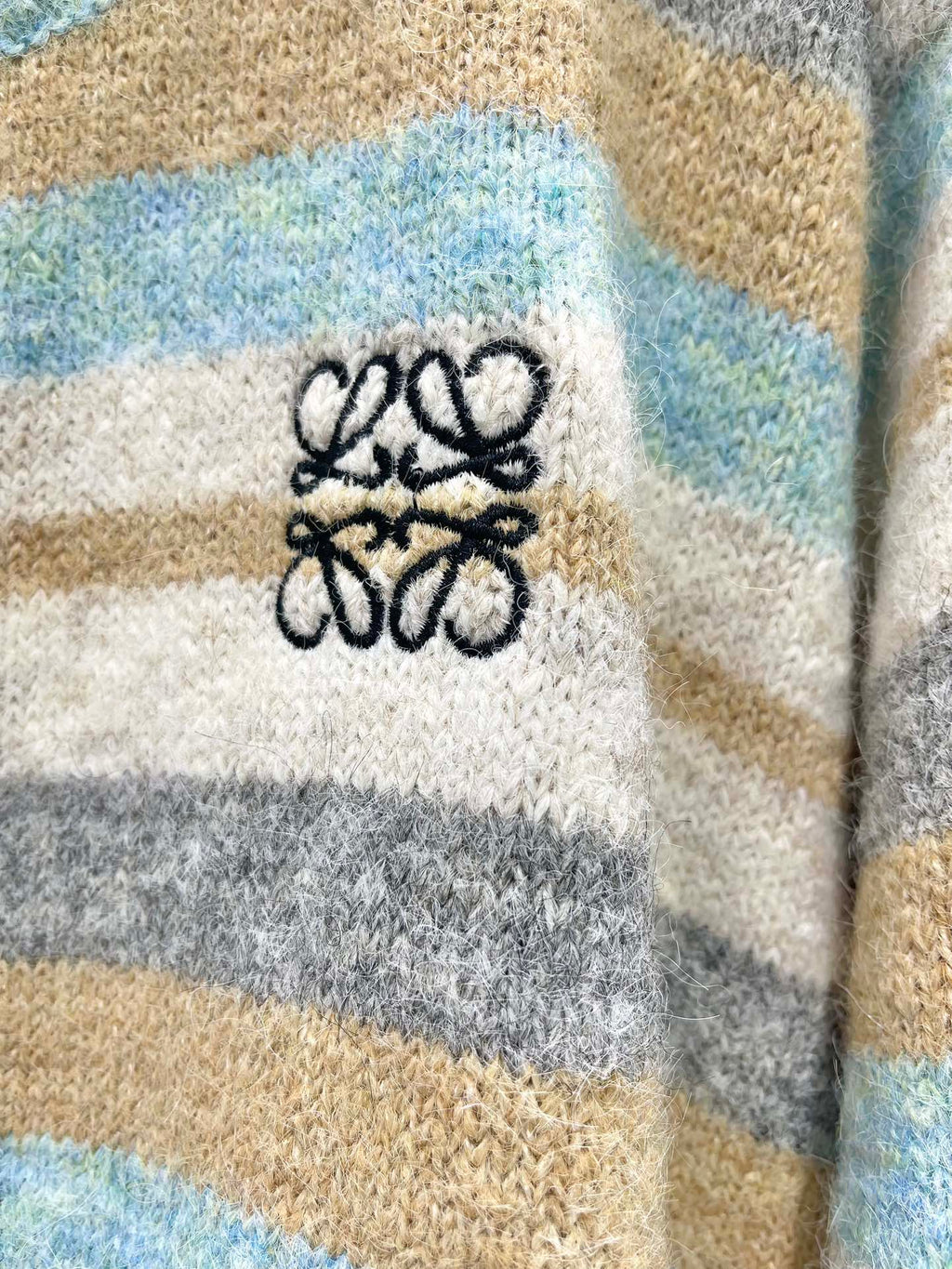 LOEWE SWEATER STYLE 23