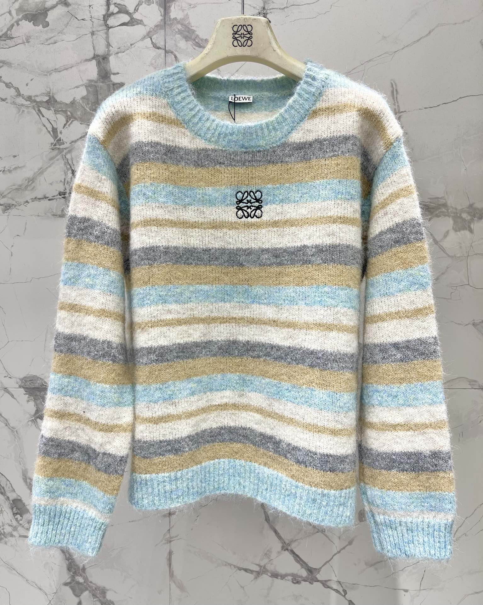 LOEWE SWEATER STYLE 24
