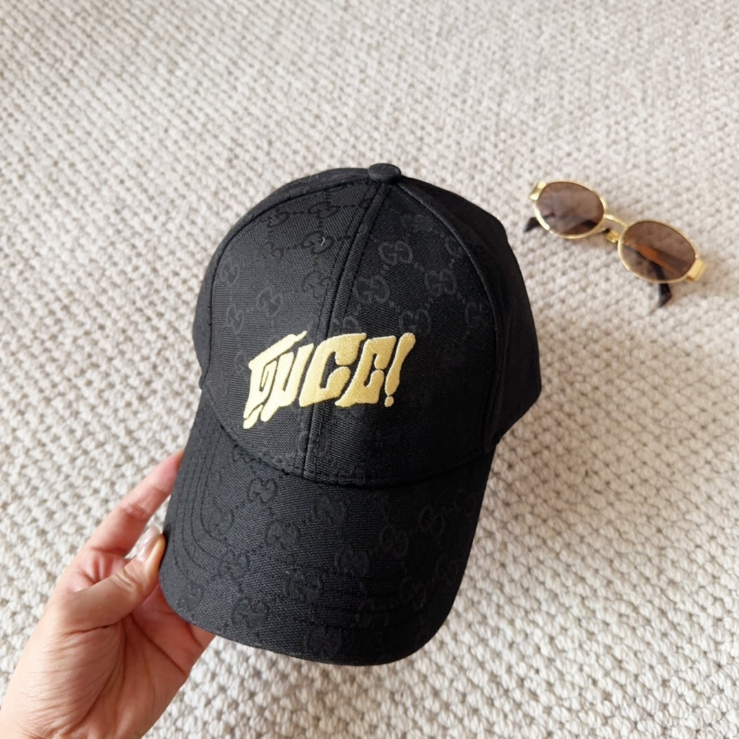GUCCI 26S BASEBALL CAP STYLE 77