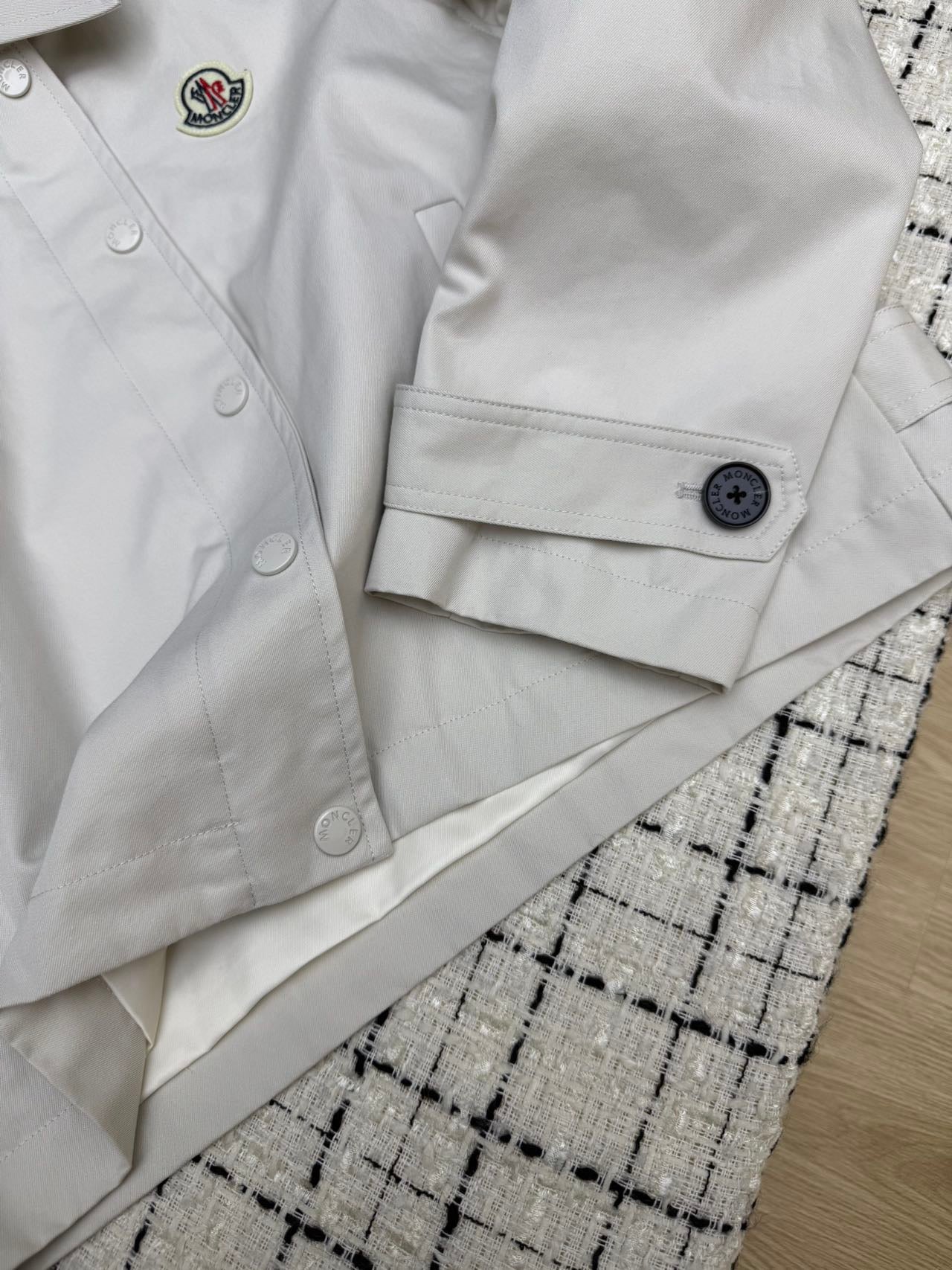MONCLER 25S WINDBREAKER JACKET 305084