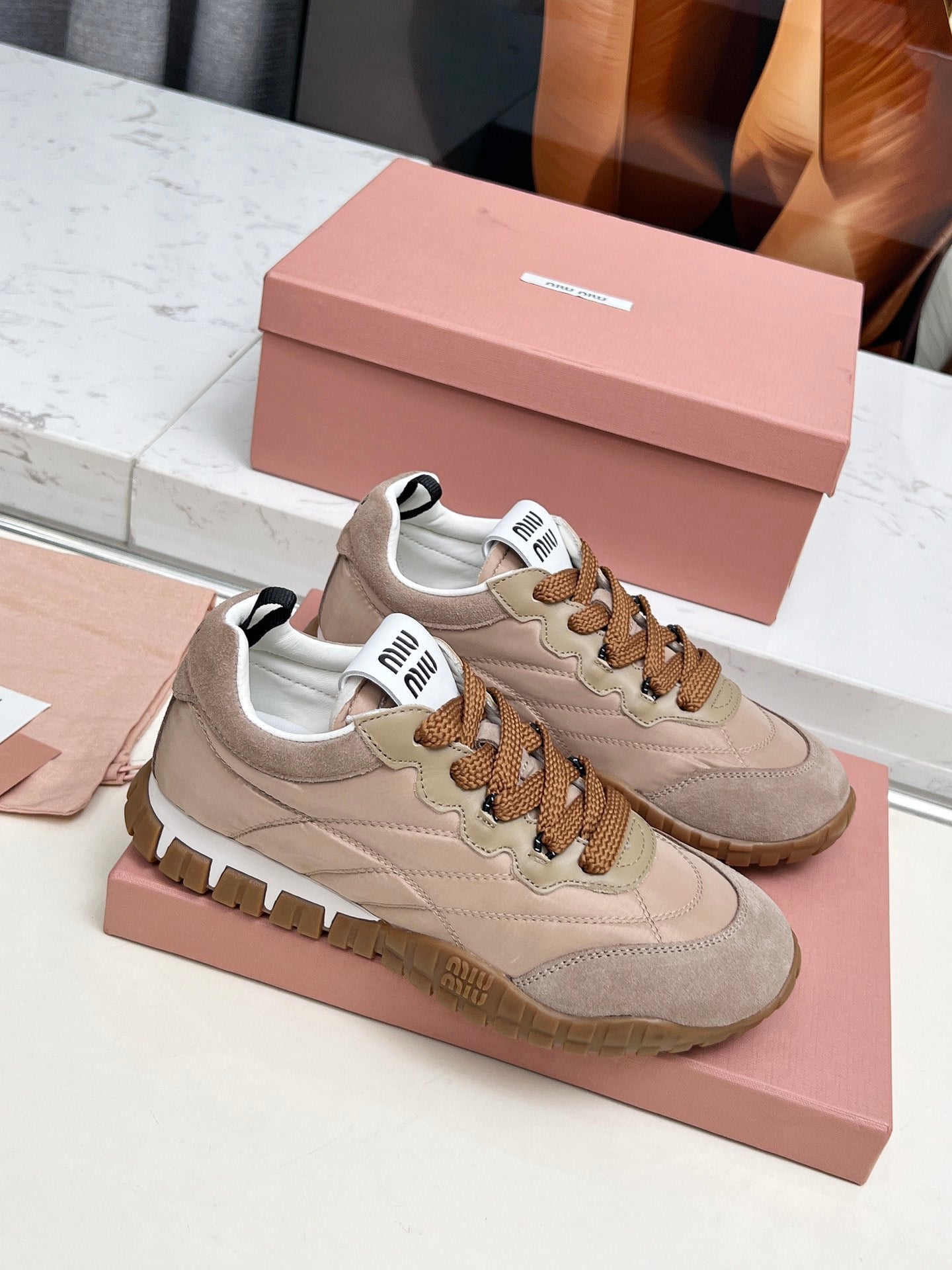 MIUMIU 26S SNEAKERS IN BROWN FABRIC AND SUEDE