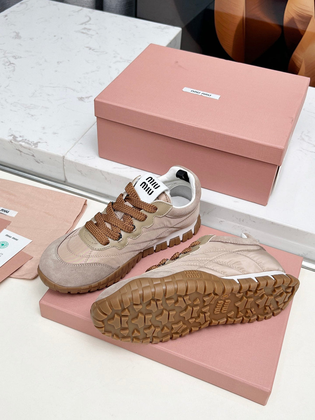 MIUMIU 26S SNEAKERS IN BROWN FABRIC AND SUEDE