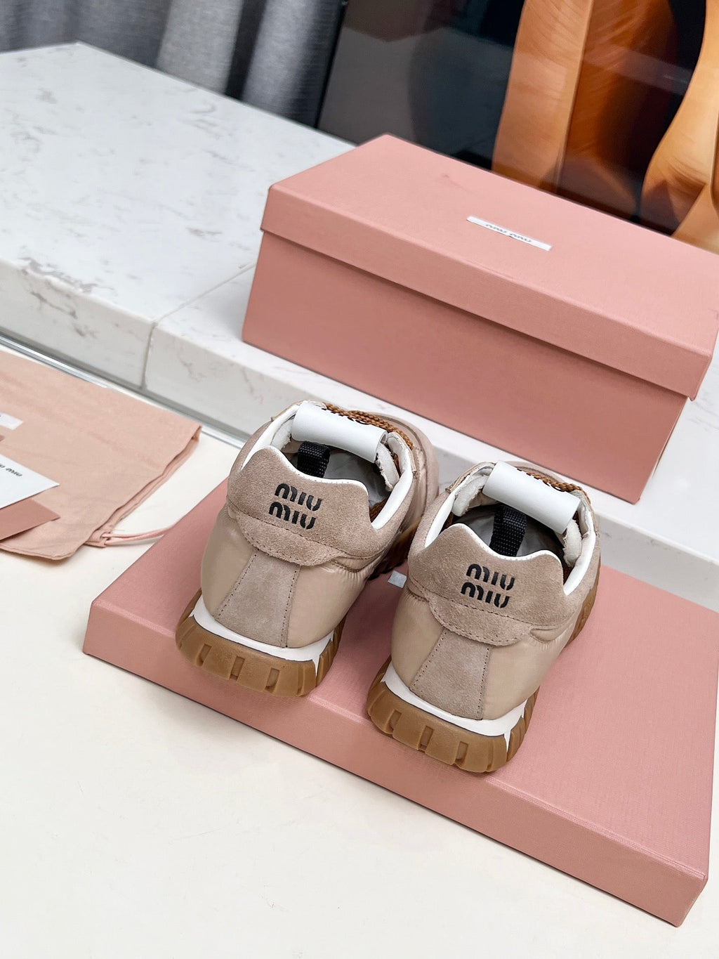 MIUMIU 26S SNEAKERS IN BROWN FABRIC AND SUEDE