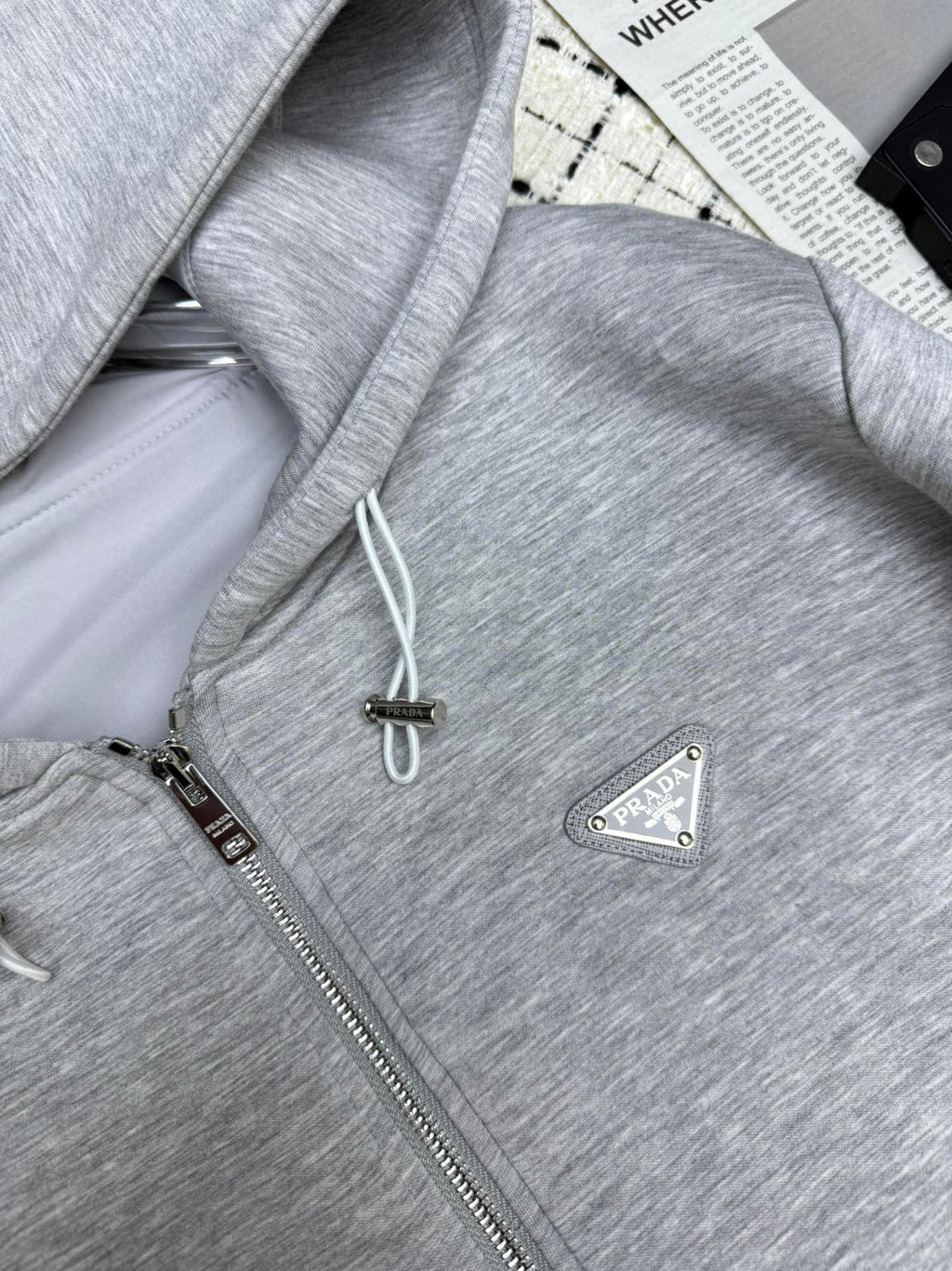 PRADA 26S HOODED JACKET 596