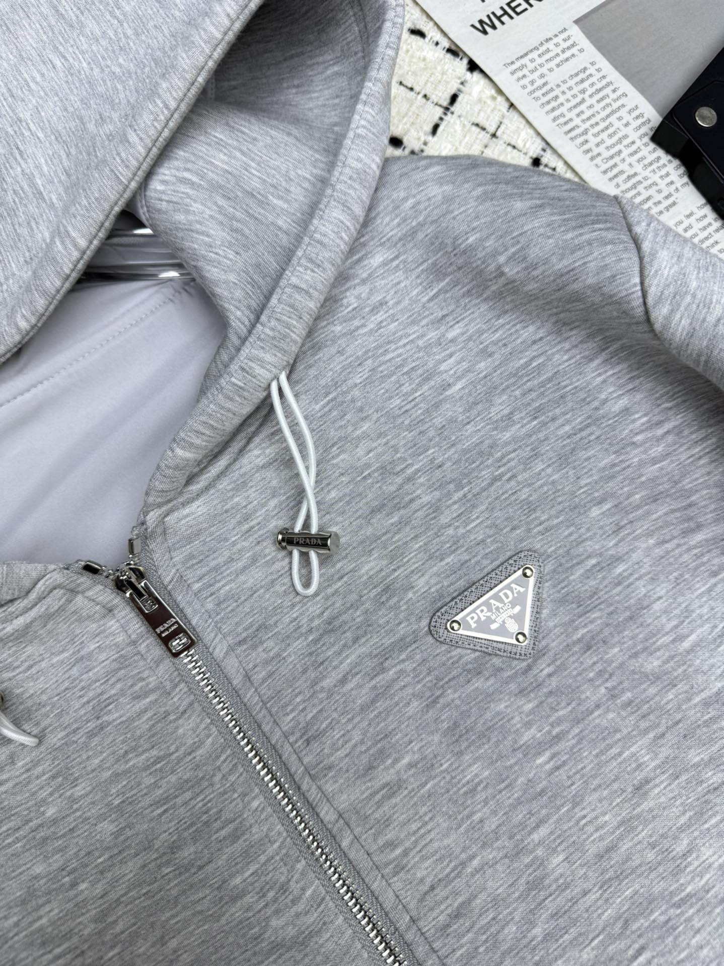 PRADA 26S HOODED JACKET 596