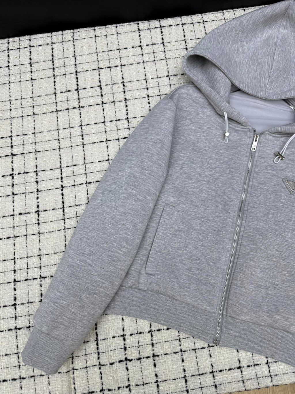 PRADA 26S HOODED JACKET 596
