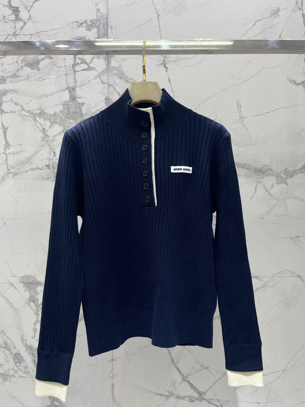 MIUMIU SWEATER STYLE 141