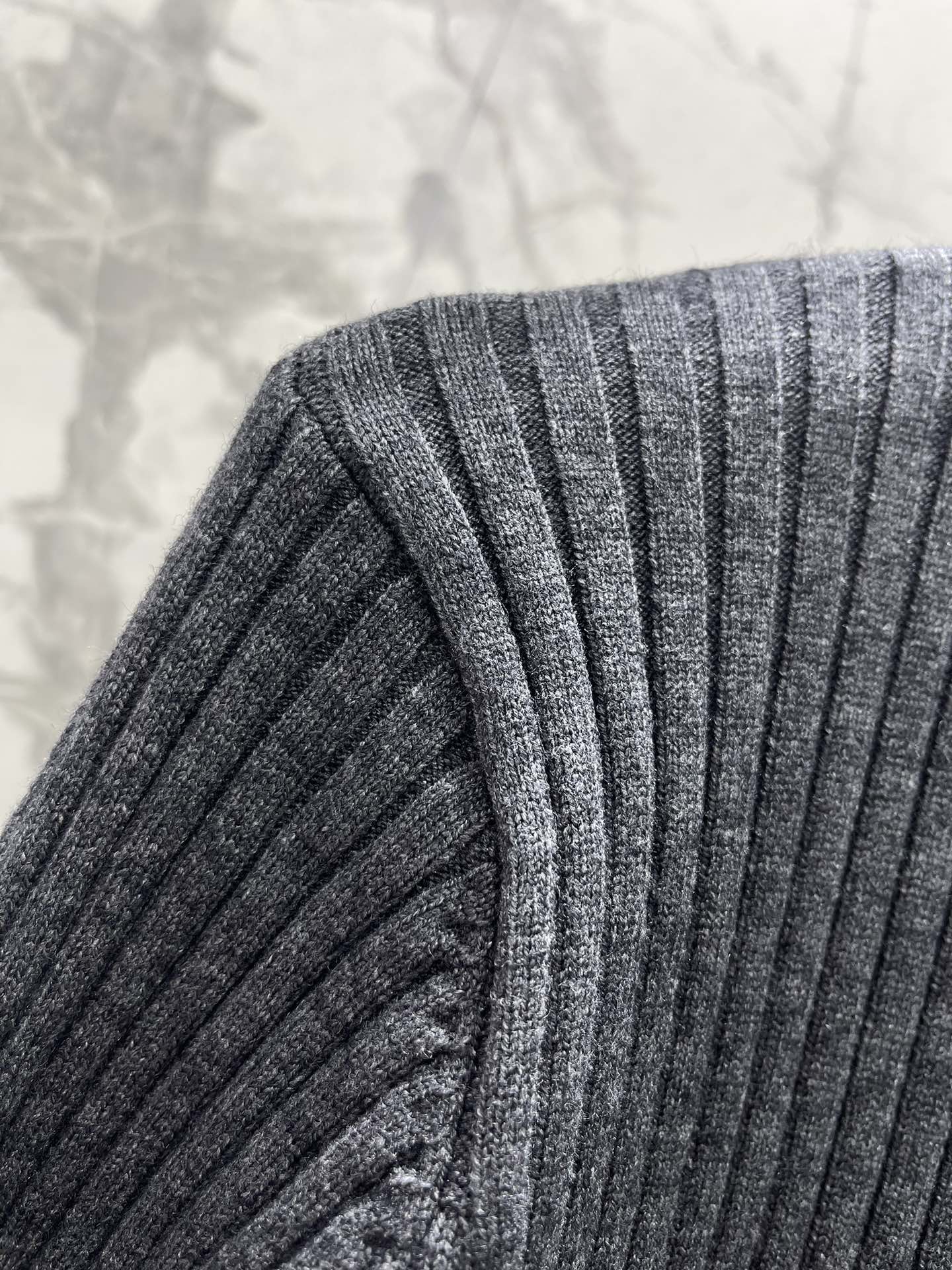 MIUMIU SWEATER STYLE 139