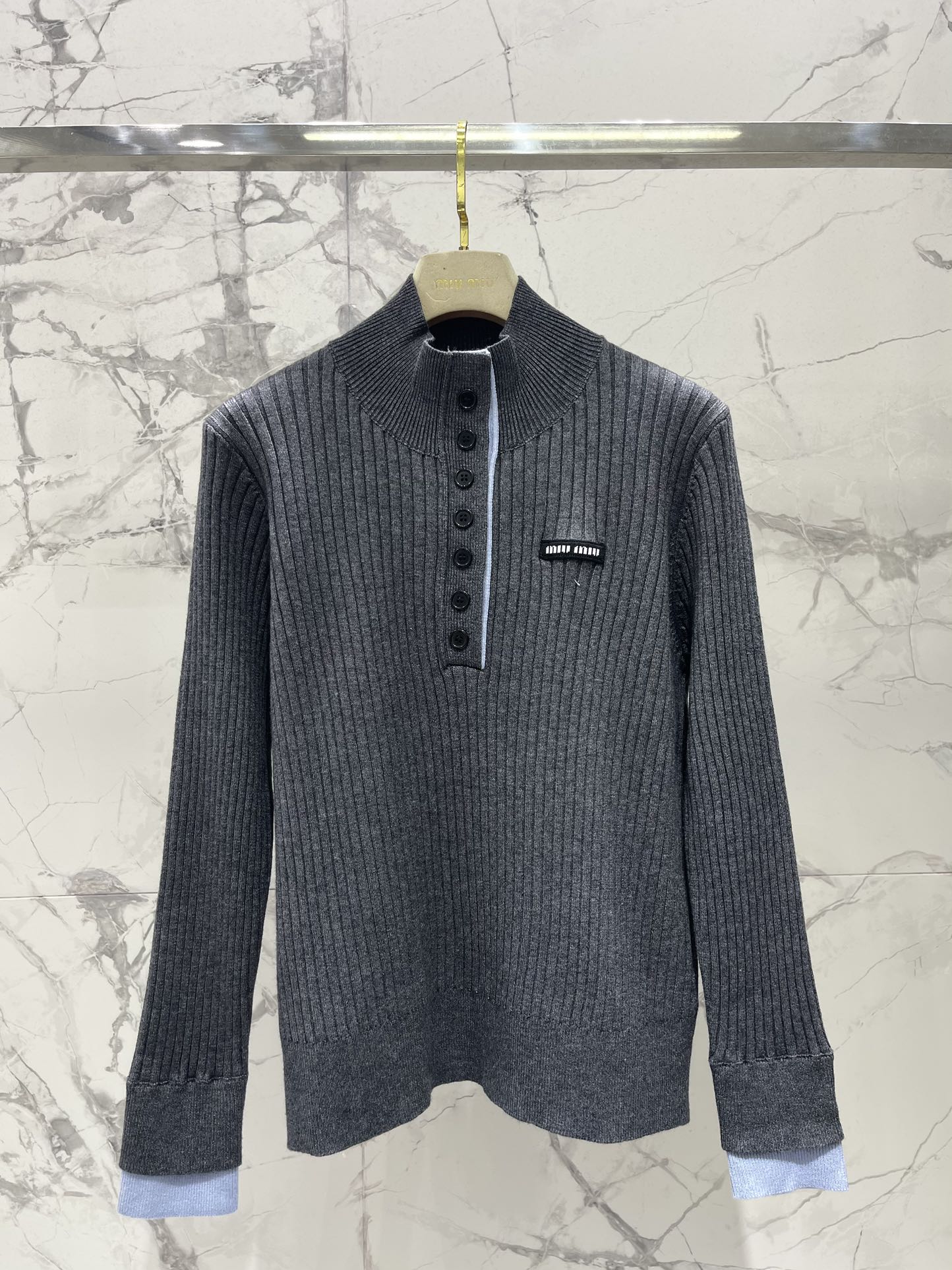 MIUMIU SWEATER STYLE 139
