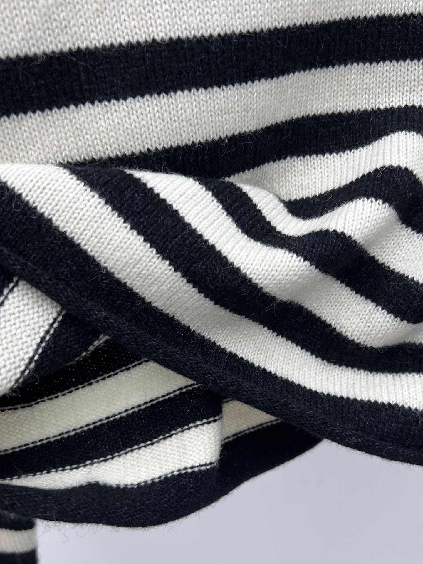 DIOR 25S SWEATER STYLE 122