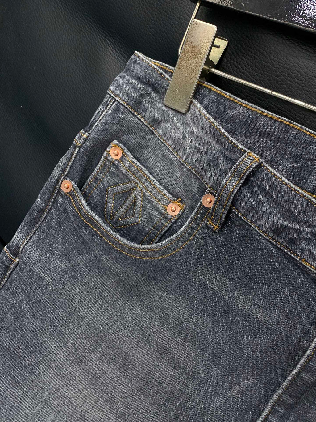 DIOR 25S JEANS STYLE 208