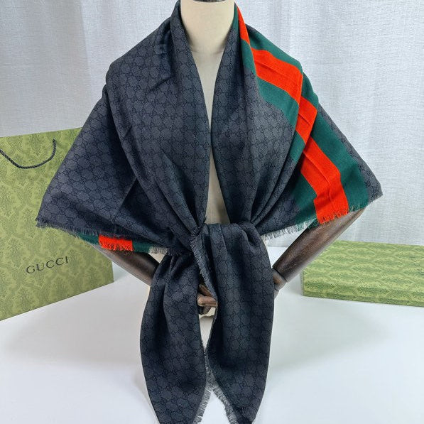 GUCCI 26S SCARF 135 IN CASHMERE AND SILK 841869