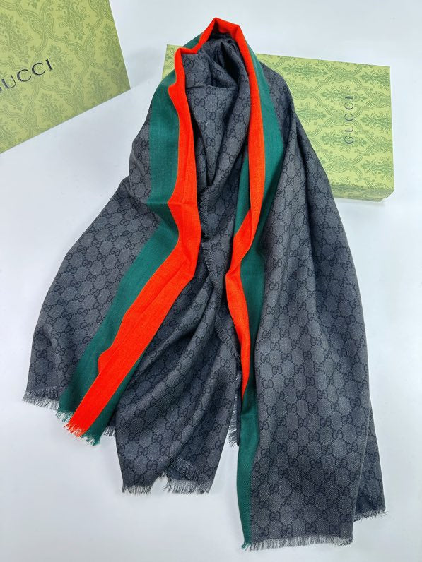 GUCCI 26S SCARF 135 IN CASHMERE AND SILK 841869