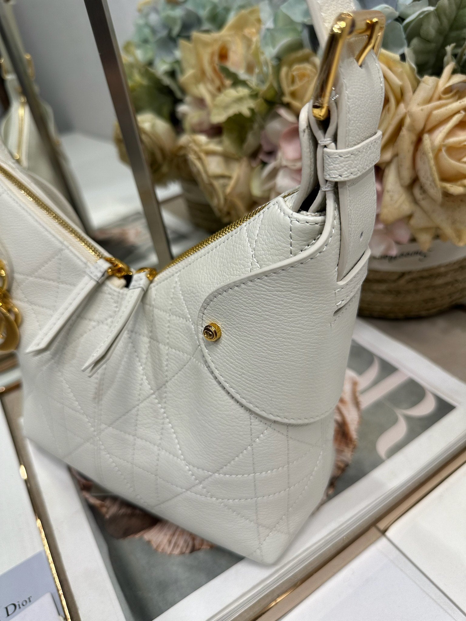 DIOR 26S VOYAGE BAG 22 IN CREAM WHITE CALFSKIN