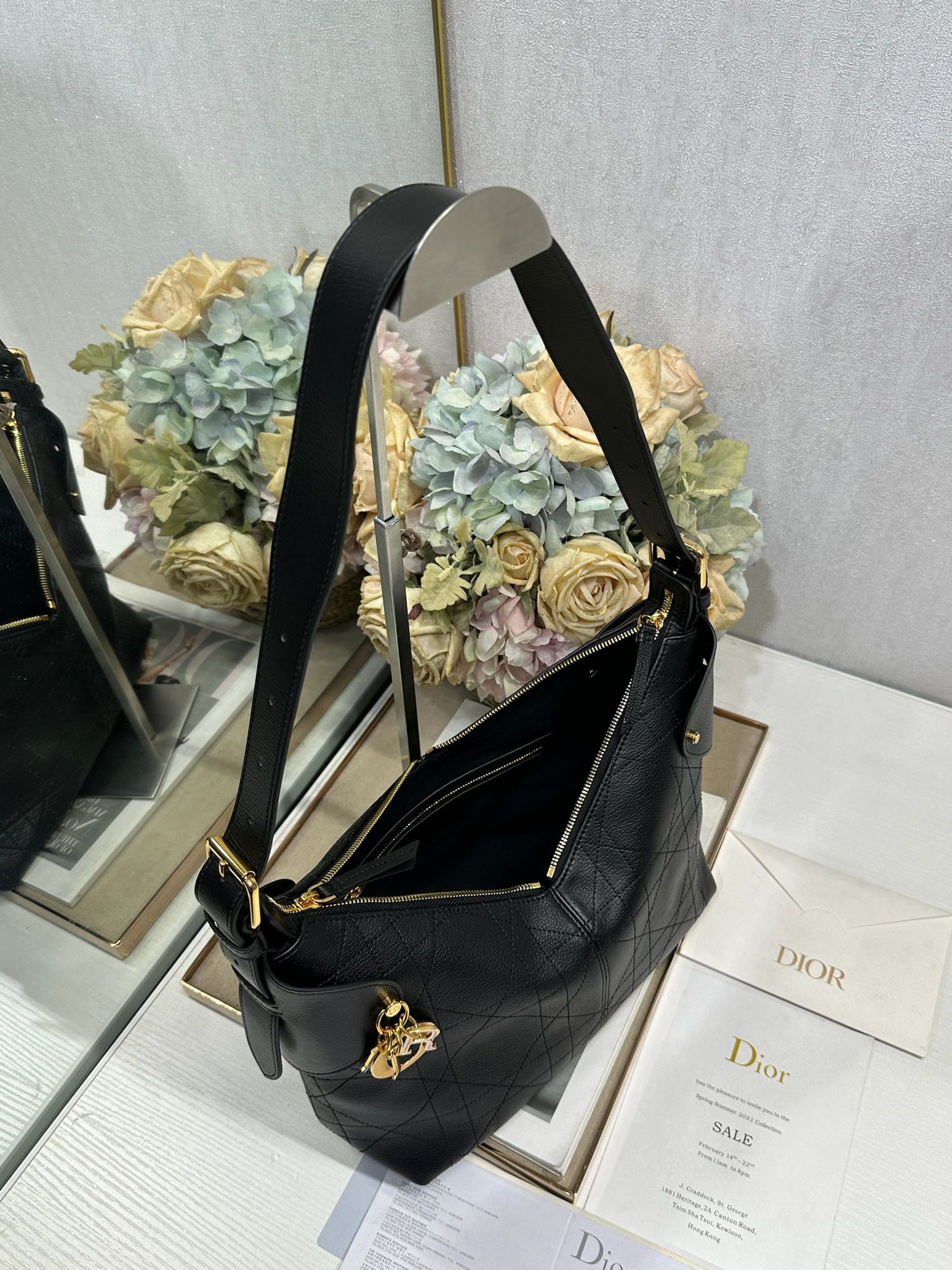 DIOR 26S VOYAGE BAG 28 IN BLACK CALFSKIN