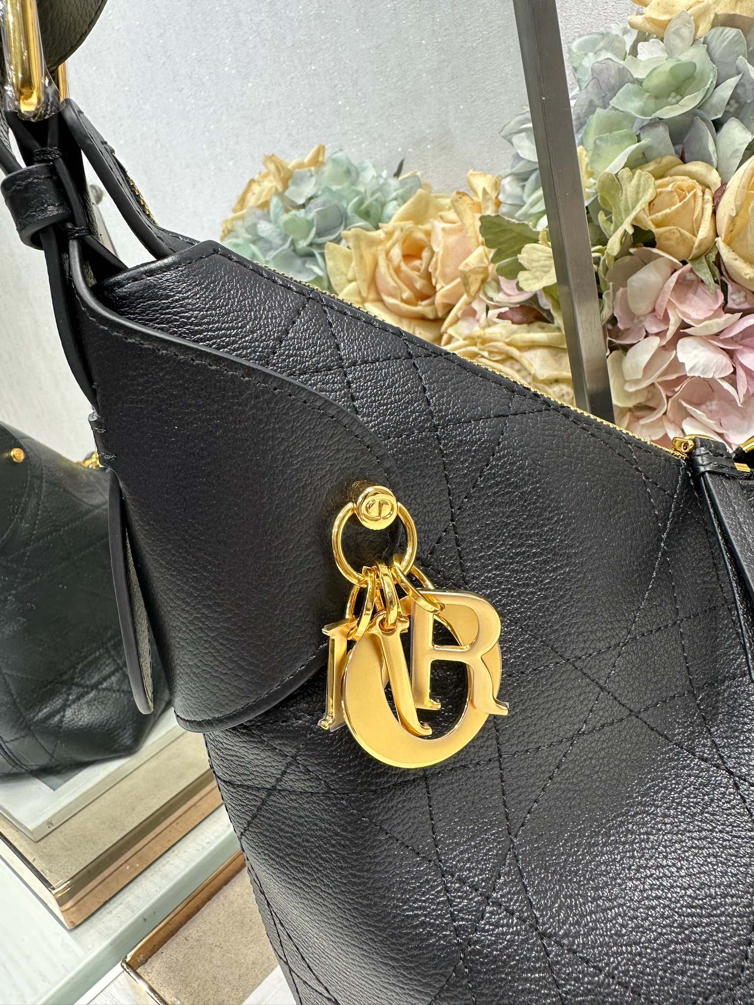 DIOR 26S VOYAGE BAG 28 IN BLACK CALFSKIN