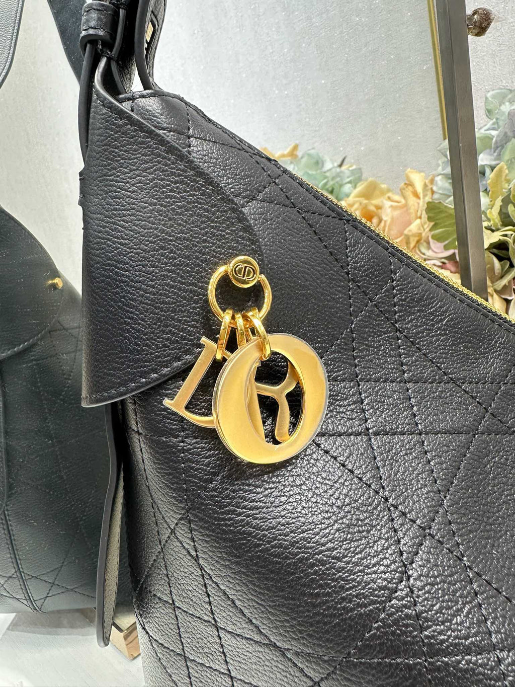 DIOR 26S VOYAGE BAG 34 IN BLACK CALFSKIN