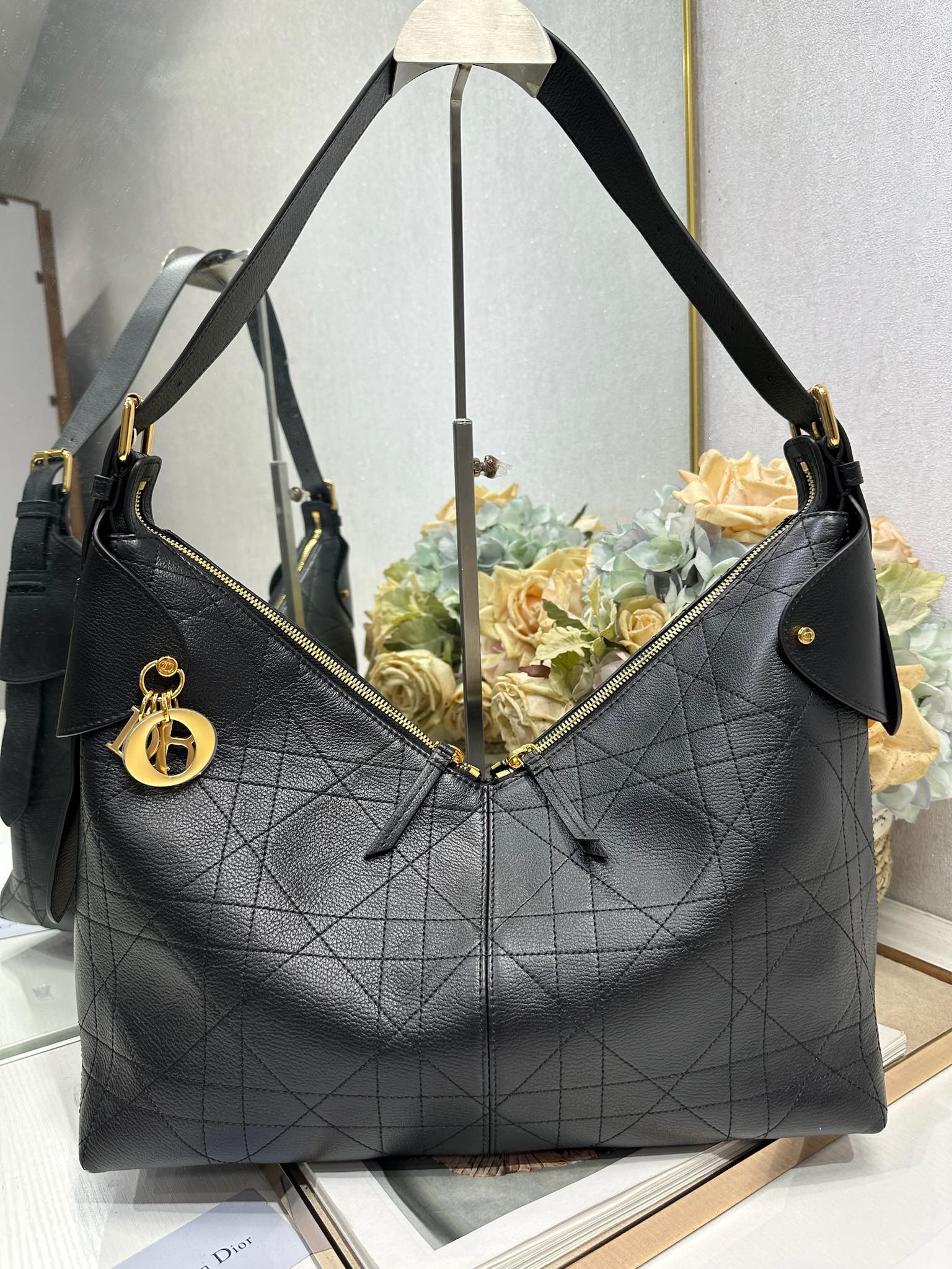DIOR 26S VOYAGE BAG 34 IN BLACK CALFSKIN